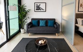 1 Bedroom Winter Garden